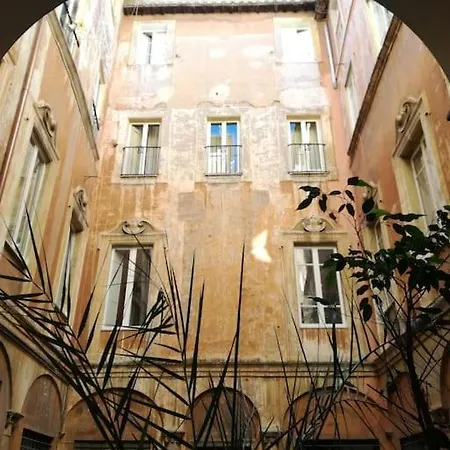 In A 1400s Building In Via Dei Coronari Piazza Navona Casa de Férias