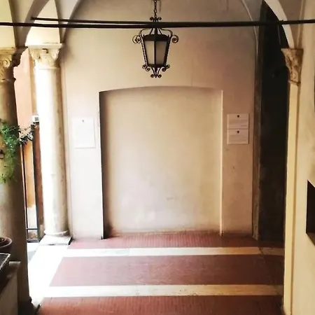 In A 1400s Building In Via Dei Coronari Piazza Navona