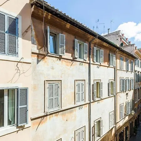 Casa de Férias In A 1400s Building In Via Dei Coronari Piazza Navona Roma